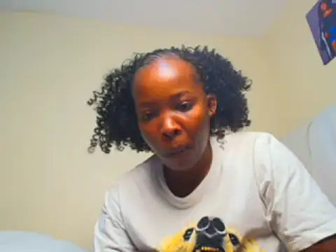 Snapshot of sweet_essin chatting on 06-10-26, 07:40 sweet essin online show from 06-10-26, 07:40