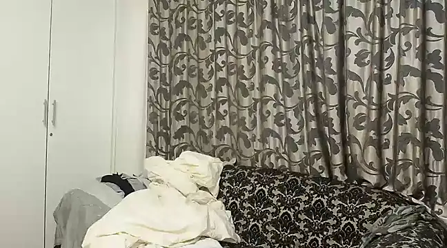 karmicQueen669 online show from 01-25-25, 08:31