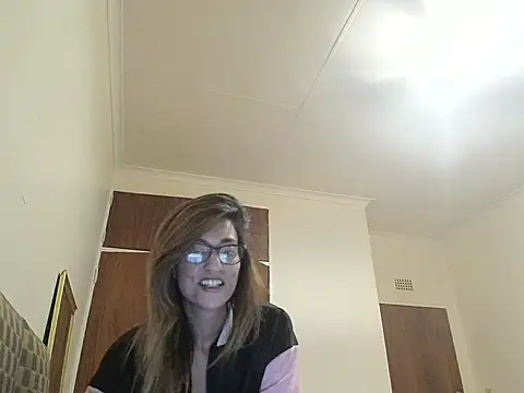 karmicQueen669 online show from 04-29-26, 12:05