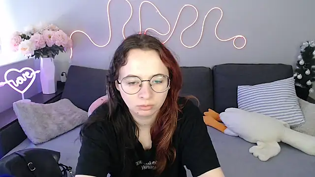 Mini Diva online show from 03-14-26, 09:26