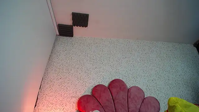luly pink online show from 05-16-26, 04:53