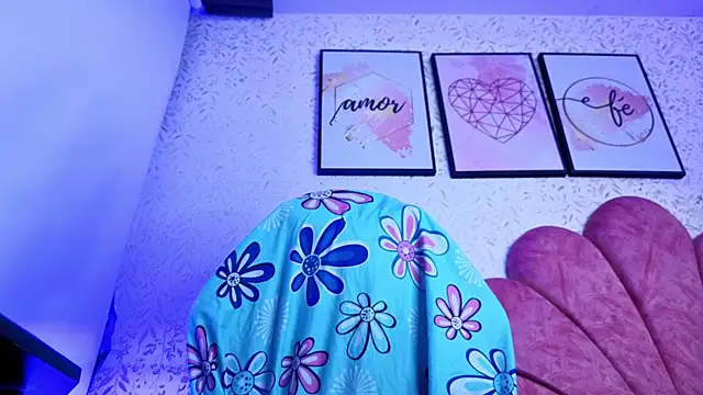 luly pink online show from 07-09-26, 03:10