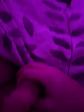 Deralboaus01 online show from 12-26-24, 11:13