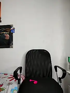 Demiansteven2 online show from 04-18-26, 07:07