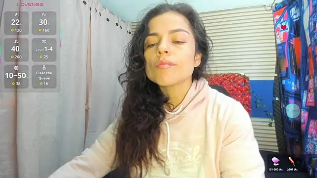 Snapshot of rosse_2504 chatting on 07-17-26, 12:34 rosse 2504 online show from 07-17-26, 12:34