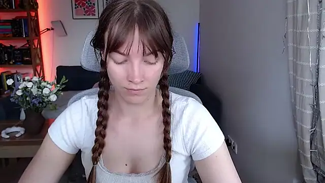 Snapshot of kenzie_x chatting on 06-18-26, 09:14 kenzie x online show from 06-18-26, 09:14