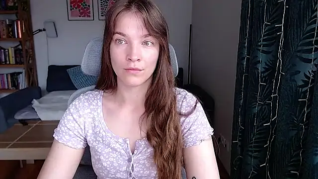 Snapshot of kenzie_x chatting on 07-15-26, 04:18 kenzie x online show from 07-15-26, 04:18