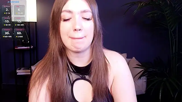 Snapshot of Diana_twerk chatting on 01-08-26, 08:38 Diana twerk online show from 01-08-26, 08:38