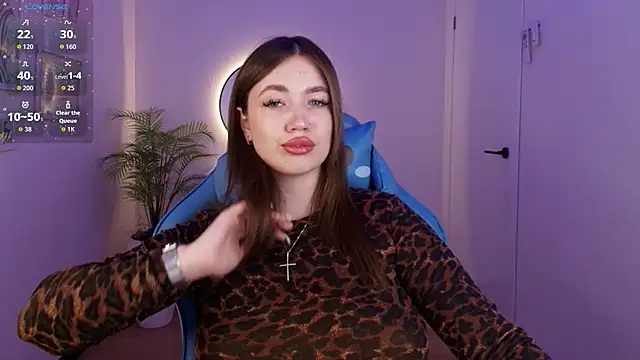 Snapshot of Diana_twerk chatting on 01-11-26, 03:11 Diana twerk online show from 01-11-26, 03:11