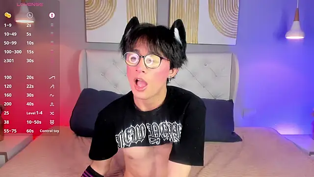 cherryy boy online show from 04-13-26, 07:41