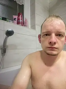 hawkyyy71222 online show from 02-07-25, 12:31