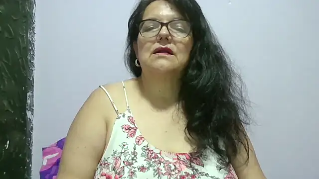 kassandra02 online show from 05-18-26, 02:51
