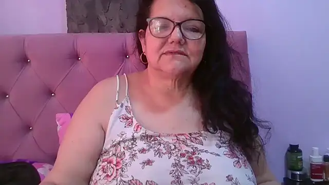 Snapshot of kassandra02 chatting on 07-14-26, 01:50 kassandra02 online show from 07-14-26, 01:50