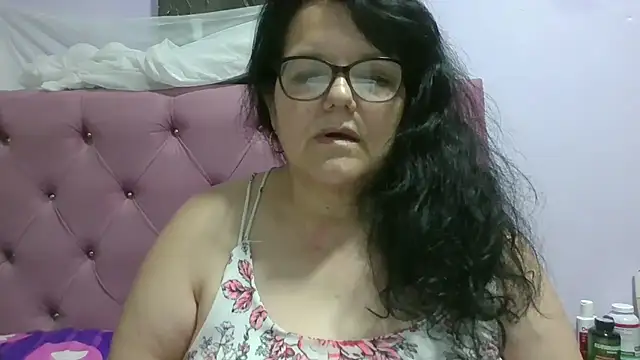 Snapshot of kassandra02 chatting on 07-19-26, 02:48 kassandra02 online show from 07-19-26, 02:48