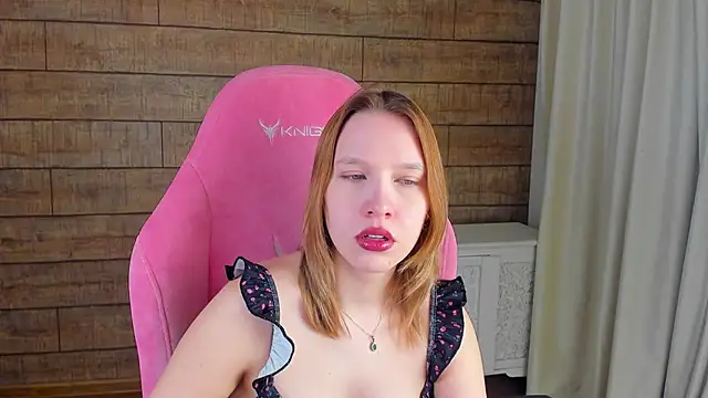 LiliLinn online show from 03-20-26, 04:50