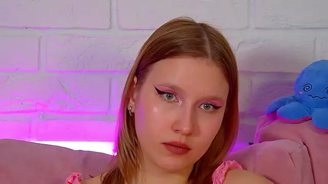 LiliLinn online show from 05-16-26, 10:36