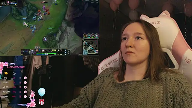 MoonlishSiren online show from 01-11-26, 09:42