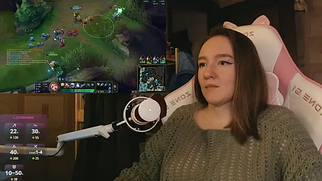 MoonlishSiren online show from 03-31-26, 09:04