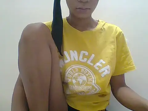 Snapshot of DADDYS_shuga chatting on 07-05-26, 05:25 DADDYS shuga online show from 07-05-26, 05:25