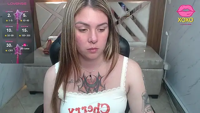 Snapshot of Paula_b_ chatting on 04-30-26, 12:55 Paula b online show from 04-30-26, 12:55