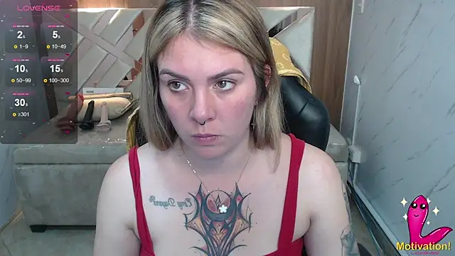 Snapshot of Paula_b_ chatting on 06-02-26, 12:51 Paula b online show from 06-02-26, 12:51