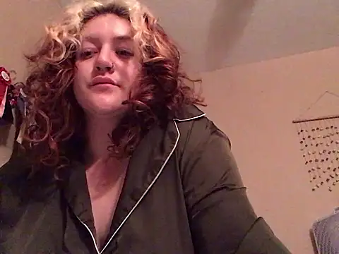 babesb01 online show from 05-13-26, 04:21