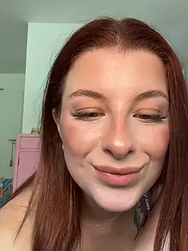 Snapshot of Mia-Minou chatting on 06-02-26, 08:16 Mia-Minou online show from 06-02-26, 08:16