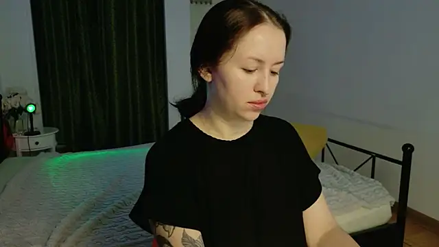 VioletCatt online show from 06-09-26, 05:41