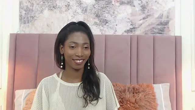 SabrinaDevill online show from 03-20-25, 01:04