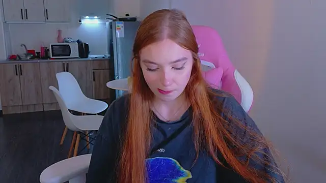 cinnabon girls online show from 04-04-26, 04:26