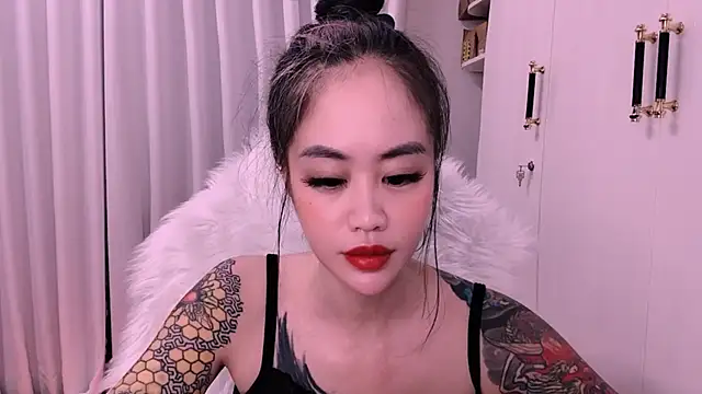 witch-39 online show from 06-16-26, 11:35