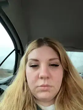 LenaundLeon online show from 03-11-25, 05:02