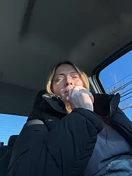 Snapshot of lezbean24 chatting on 01-18-26, 09:29 lezbean24 online show from 01-18-26, 09:29