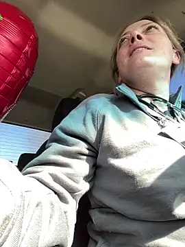 Snapshot of lezbean24 chatting on 02-11-26, 06:24 lezbean24 online show from 02-11-26, 06:24