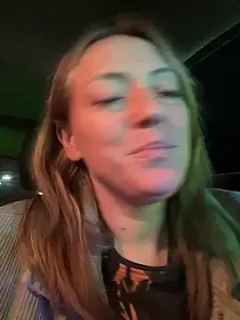 Snapshot of lezbean24 chatting on 02-27-26, 01:16 lezbean24 online show from 02-27-26, 01:16