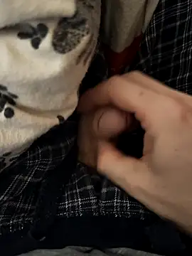 Snapshot of Killergun20 chatting on 03-09-26, 11:47 Killergun20 online show from 03-09-26, 11:47