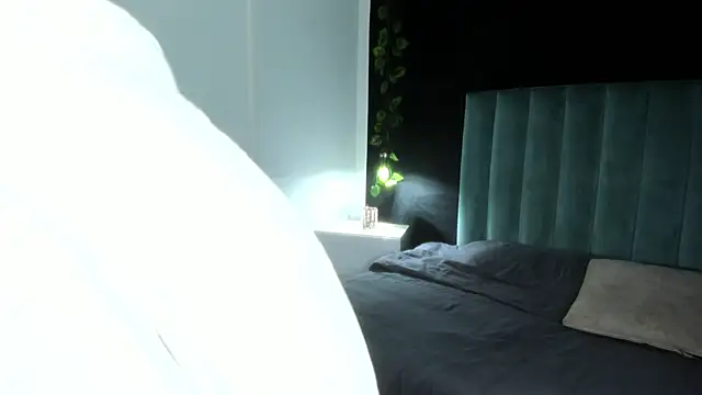 HarleyQueen Robbie online show from 03-18-25, 09:21