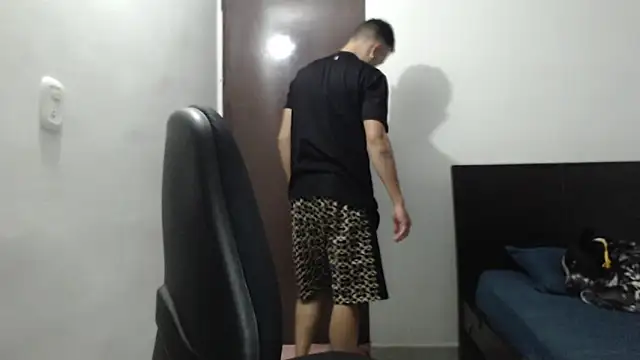 dimitriquiet05 online show from 01-05-25, 05:20