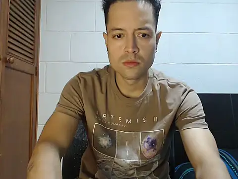 dimitriquiet05 online show from 03-21-26, 08:19