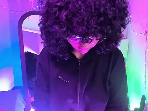 kuromi69 online show from 02-13-26, 05:25