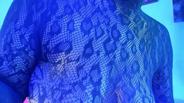 kuromi69 online show from 07-03-26, 04:41