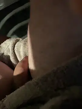 Snapshot of dimitriei chatting on 03-11-26, 06:08 dimitriei online show from 03-11-26, 06:08