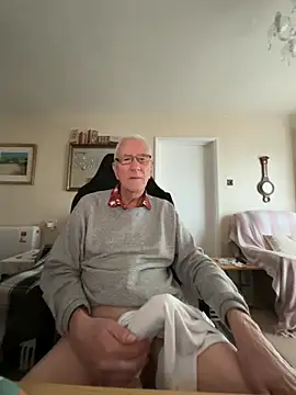 cutaboverest online show from 03-08-26, 04:00