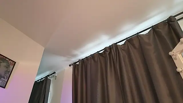 Snapshot of _eva_queen chatting on 06-29-26, 03:01 eva queen online show from 06-29-26, 03:01