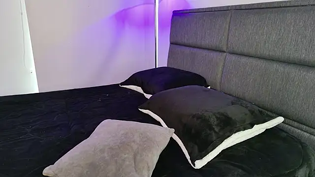 lady ni  online show from 01-08-26, 01:46