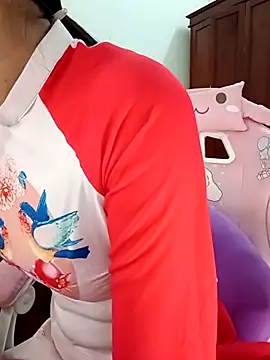 Snapshot of ___Erin___ chatting on 03-19-26, 02:26 Erin online show from 03-19-26, 02:26