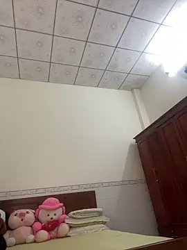 Snapshot of ___Erin___ chatting on 04-13-26, 02:28 Erin online show from 04-13-26, 02:28