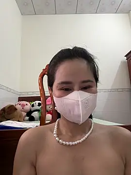    Erin    online show from 05-29-26, 04:32