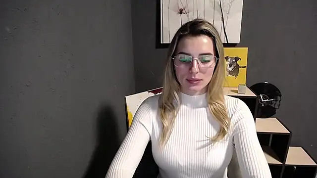 lady olivia  online show from 02-11-26, 03:28