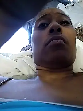 Snapshot of Lady_Libra chatting on 02-08-25, 12:17 Lady Libra online show from 02-08-25, 12:17